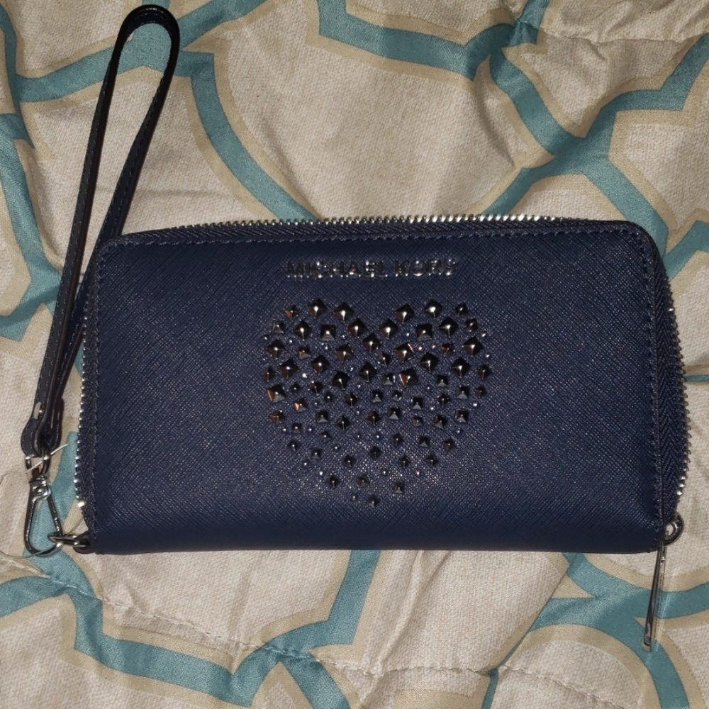 Authentic Michael Kors wristlet